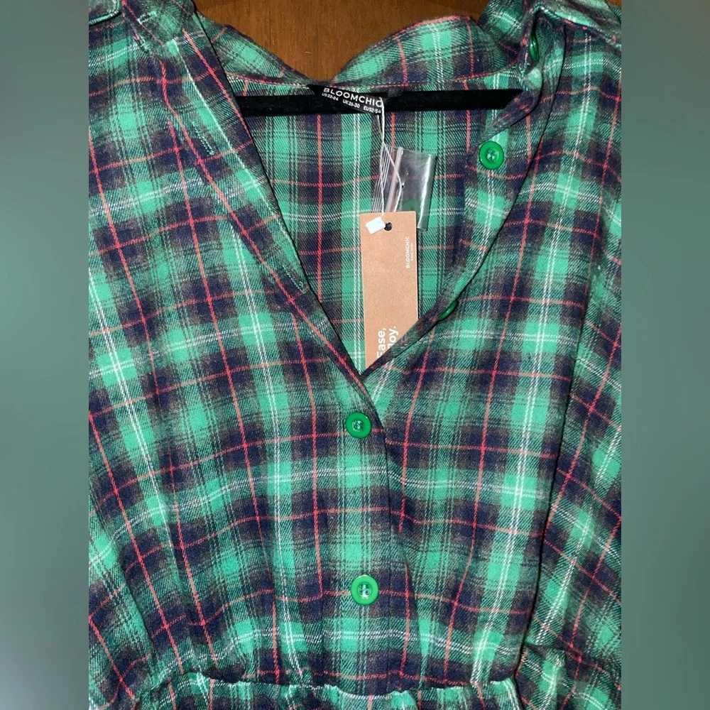 BloomChic Plaid Top - NWT - Size 22/24 - Picture 4 of 4